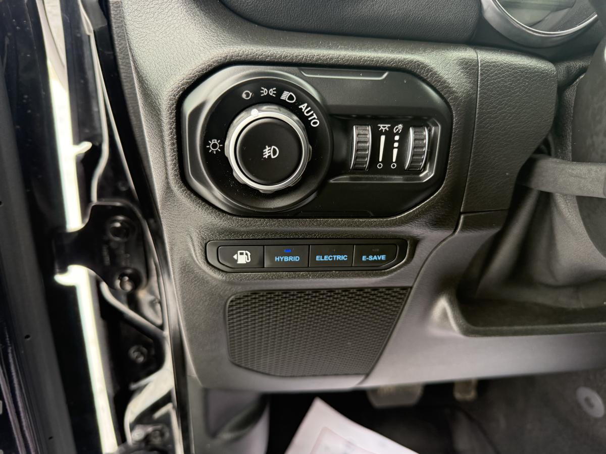 2021 Jeep Wrangler 4xe - Image 9