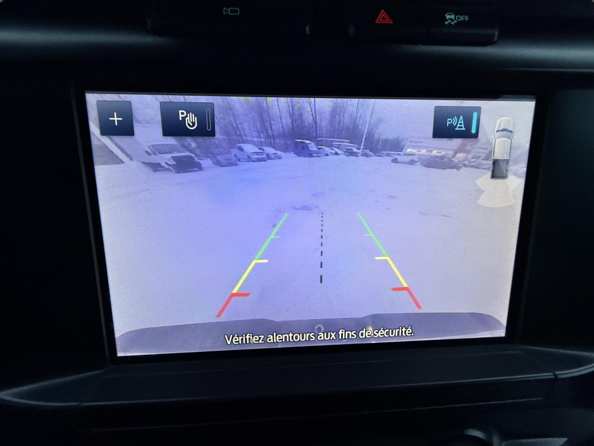 2022 Ford F-150 - Image 18