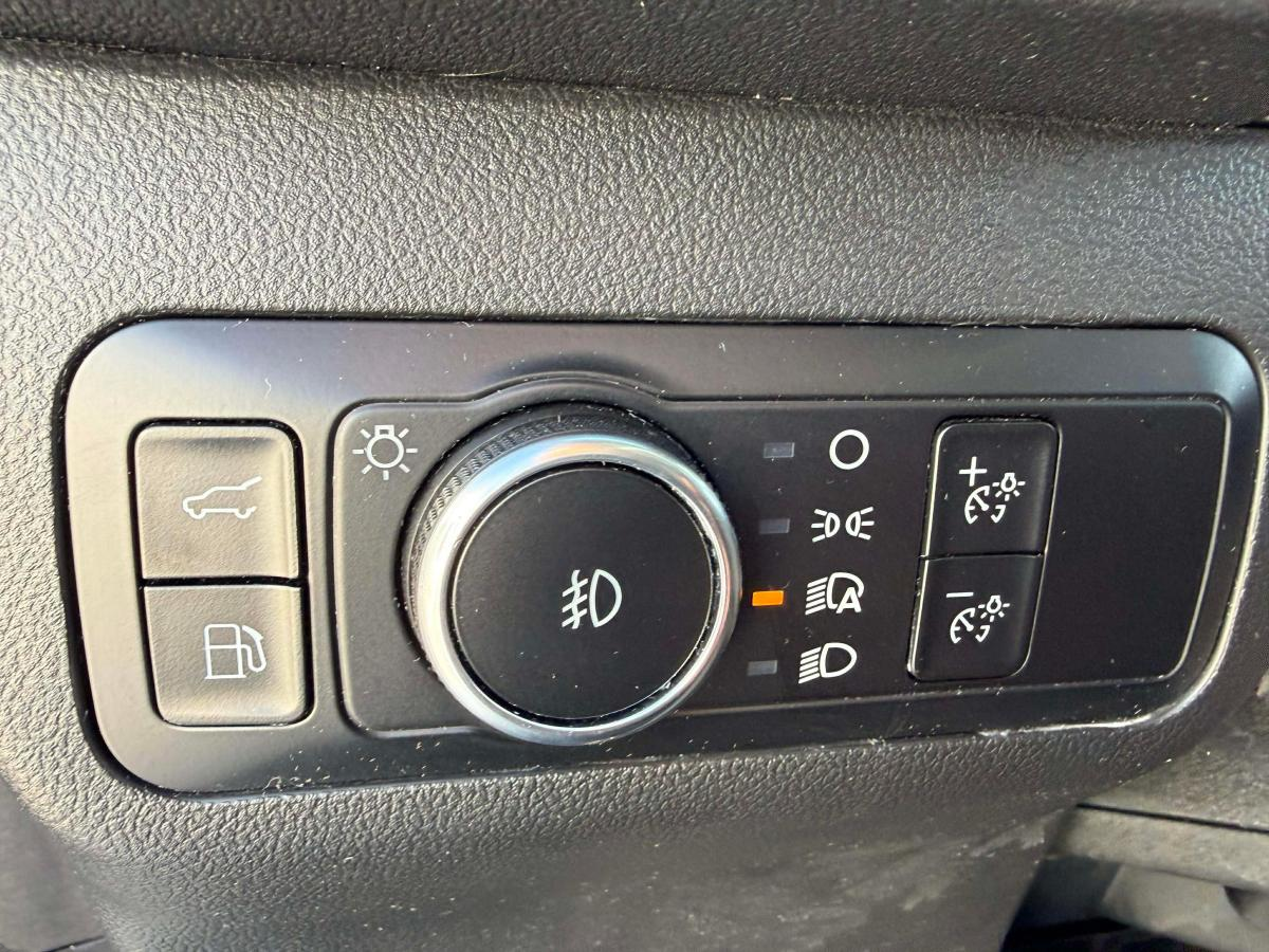 2023 Ford Escape - Image 17