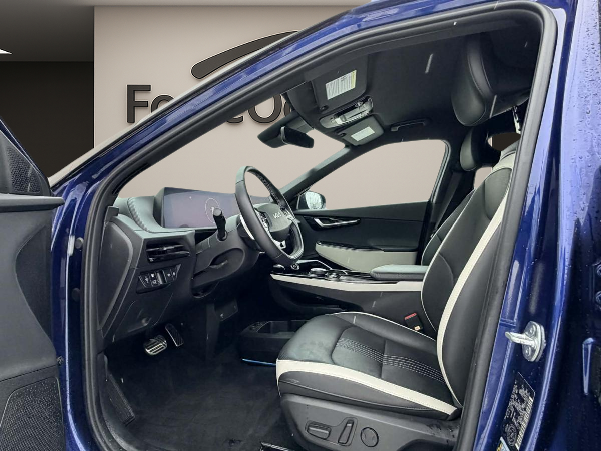 2024 Kia EV6 - Image 14