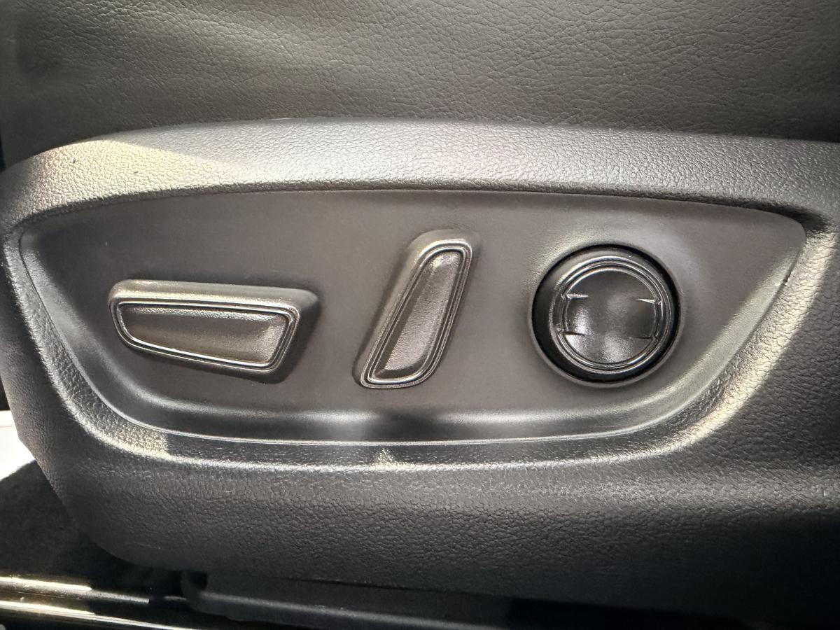 2024 Toyota Camry - Image 12