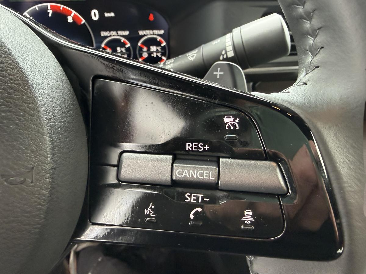 2024 Nissan Z - Image 9