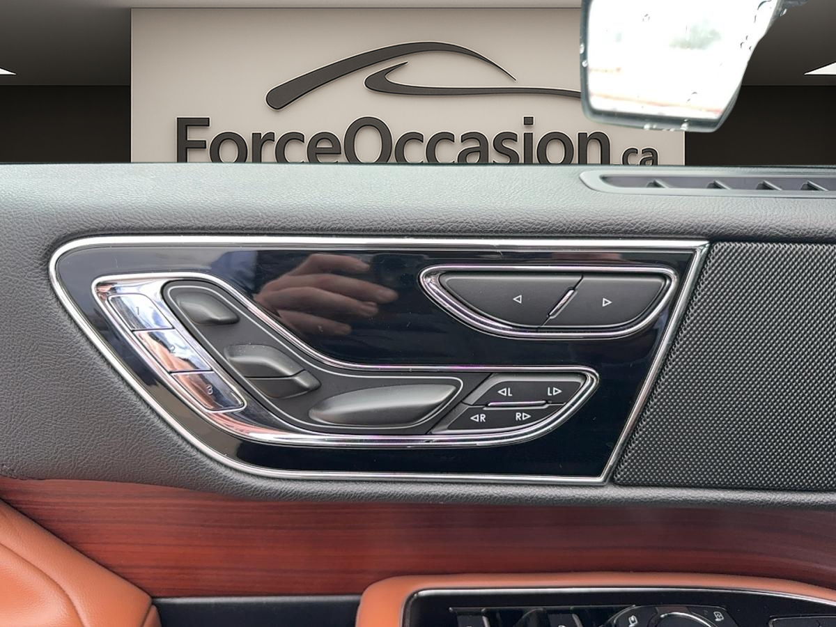 2021 Lincoln Navigator - Image 18