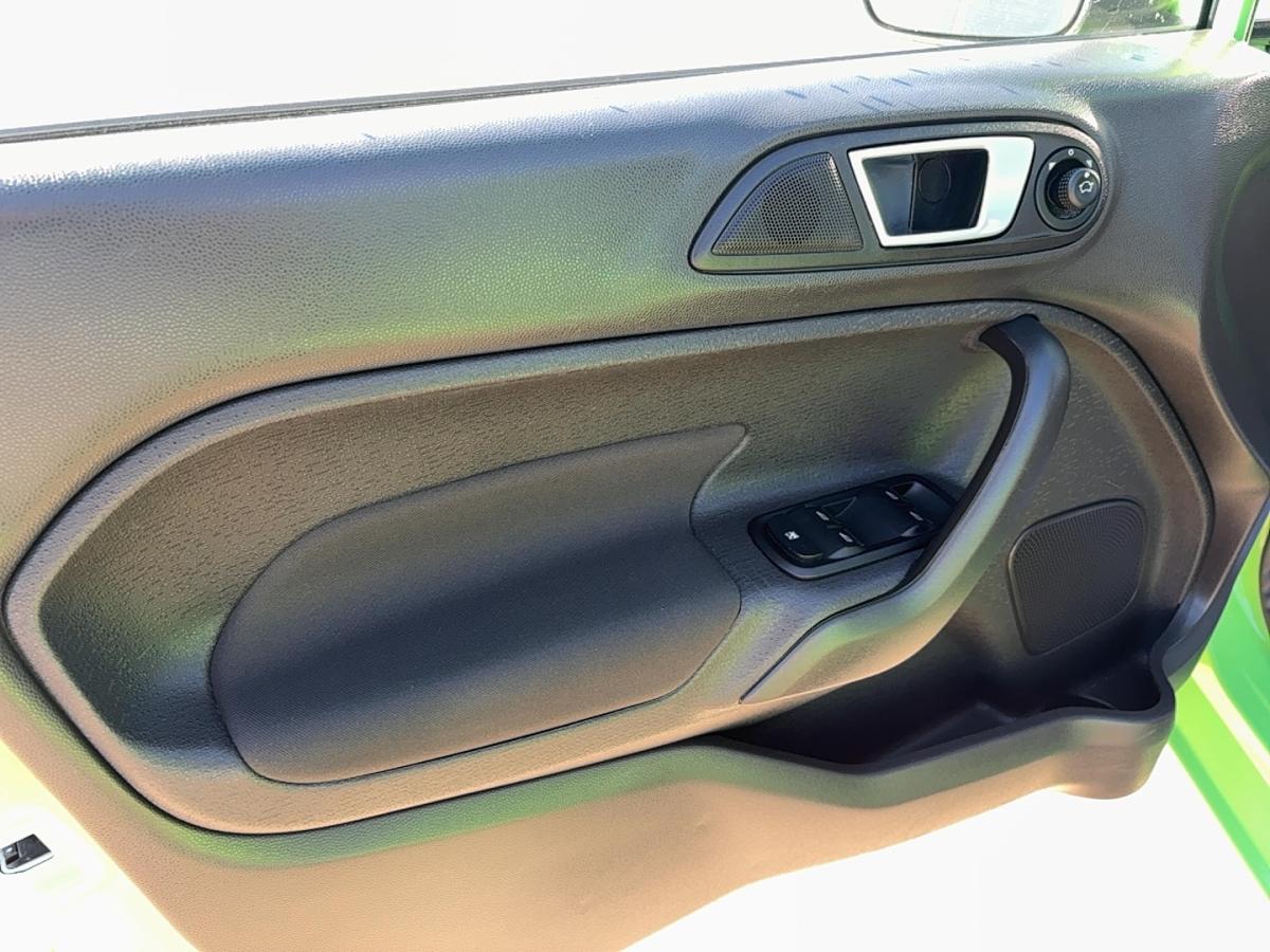 2015 Ford Fiesta - Image 7