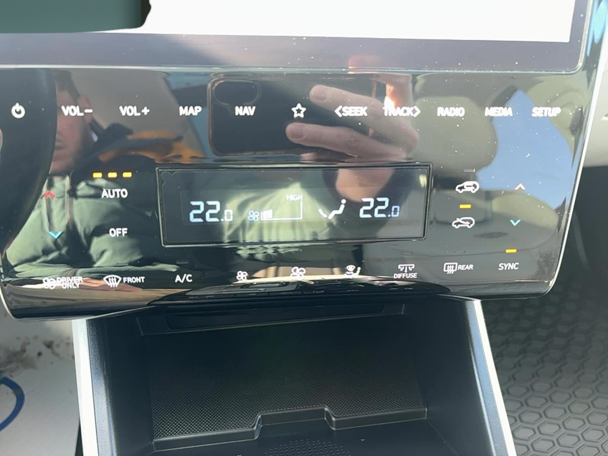 2023 Hyundai Tucson - Image 13