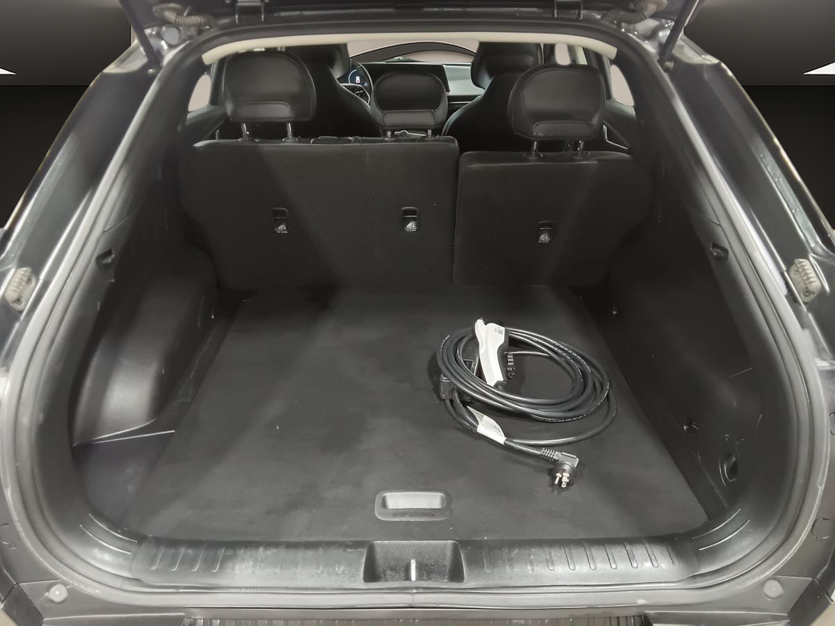 2023 Kia EV6 - Image 9