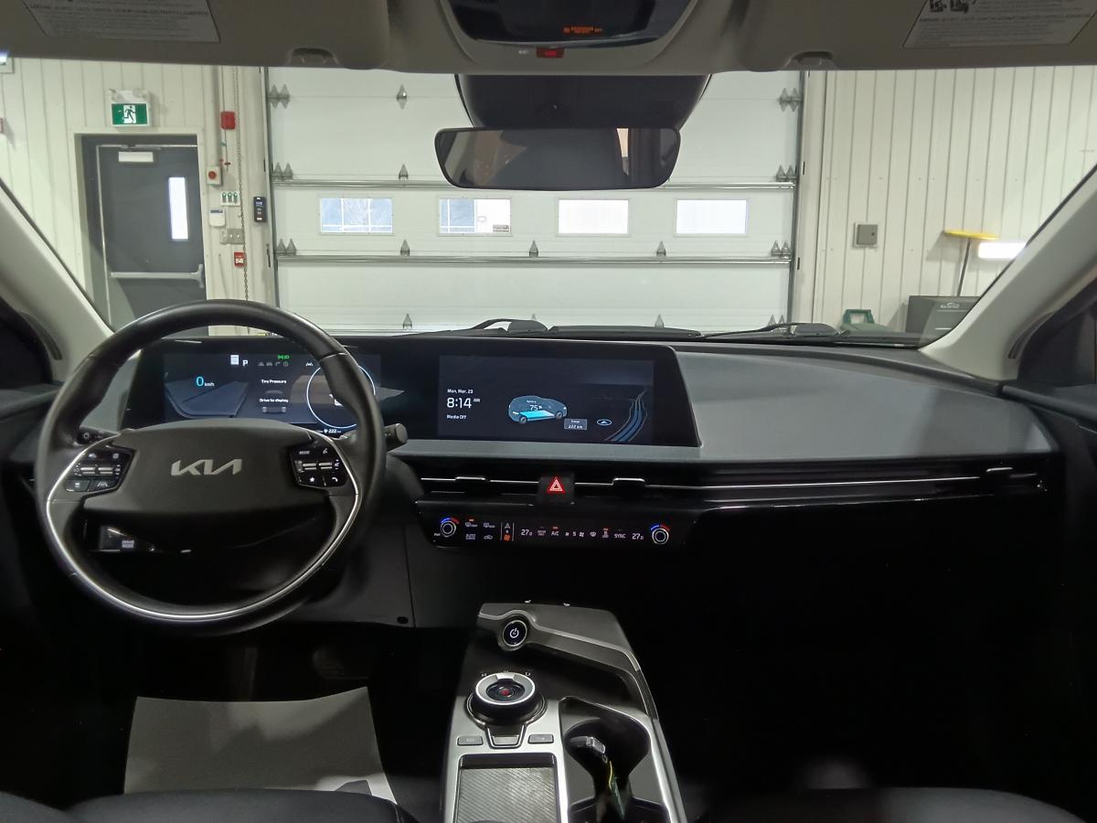 2023 Kia EV6 - Image 14