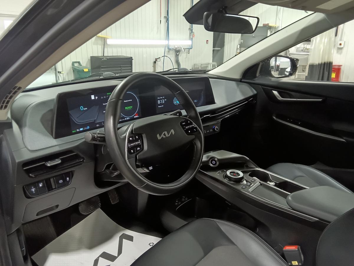 2023 Kia EV6 - Image 15