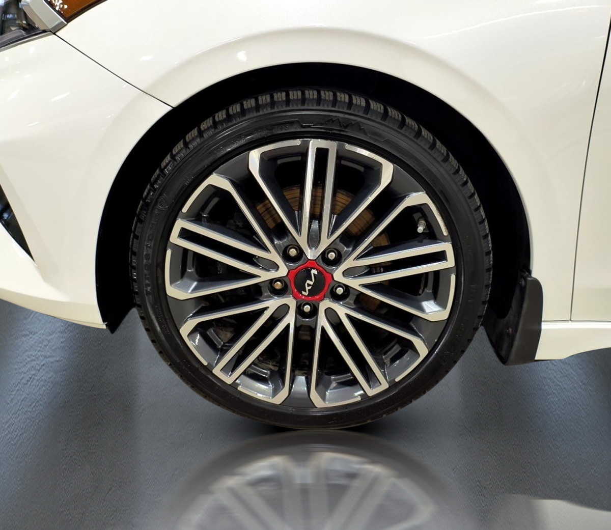 2023 Kia Forte - Image 6