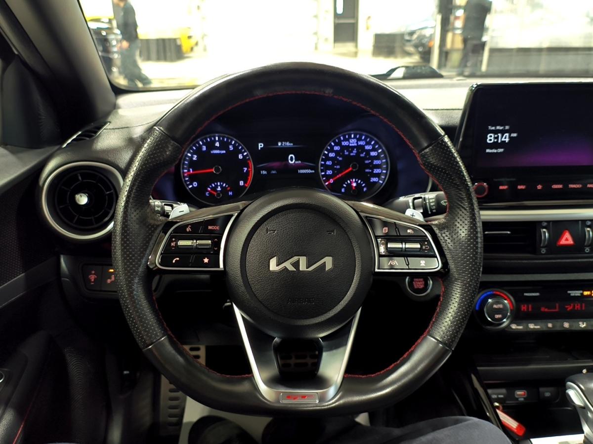 2023 Kia Forte - Image 15