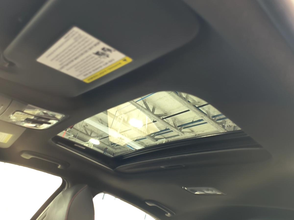 2023 Kia Forte - Image 30