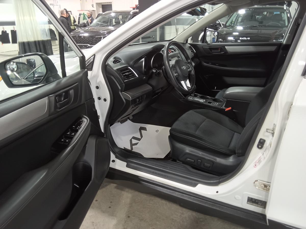 2016 Subaru Outback - Image 14