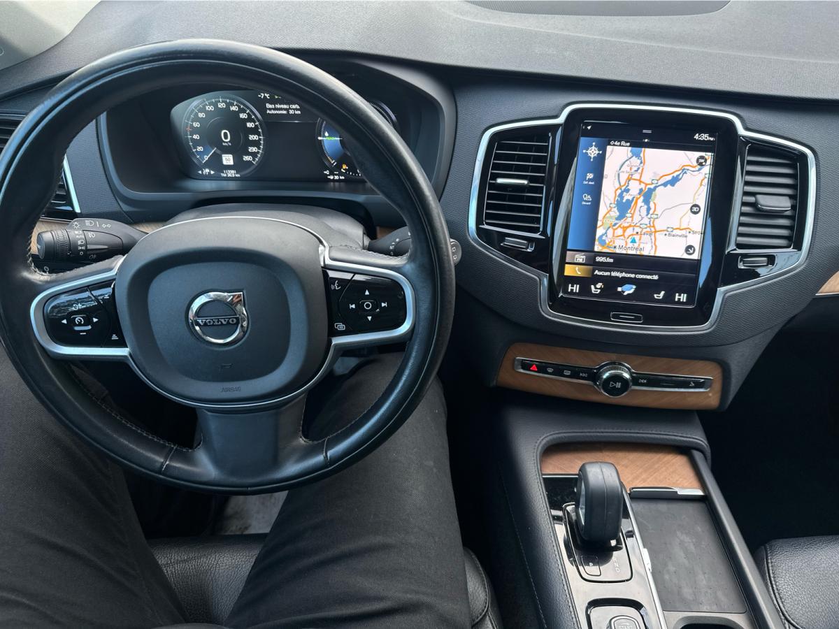 2022 Volvo XC90 - Image 16