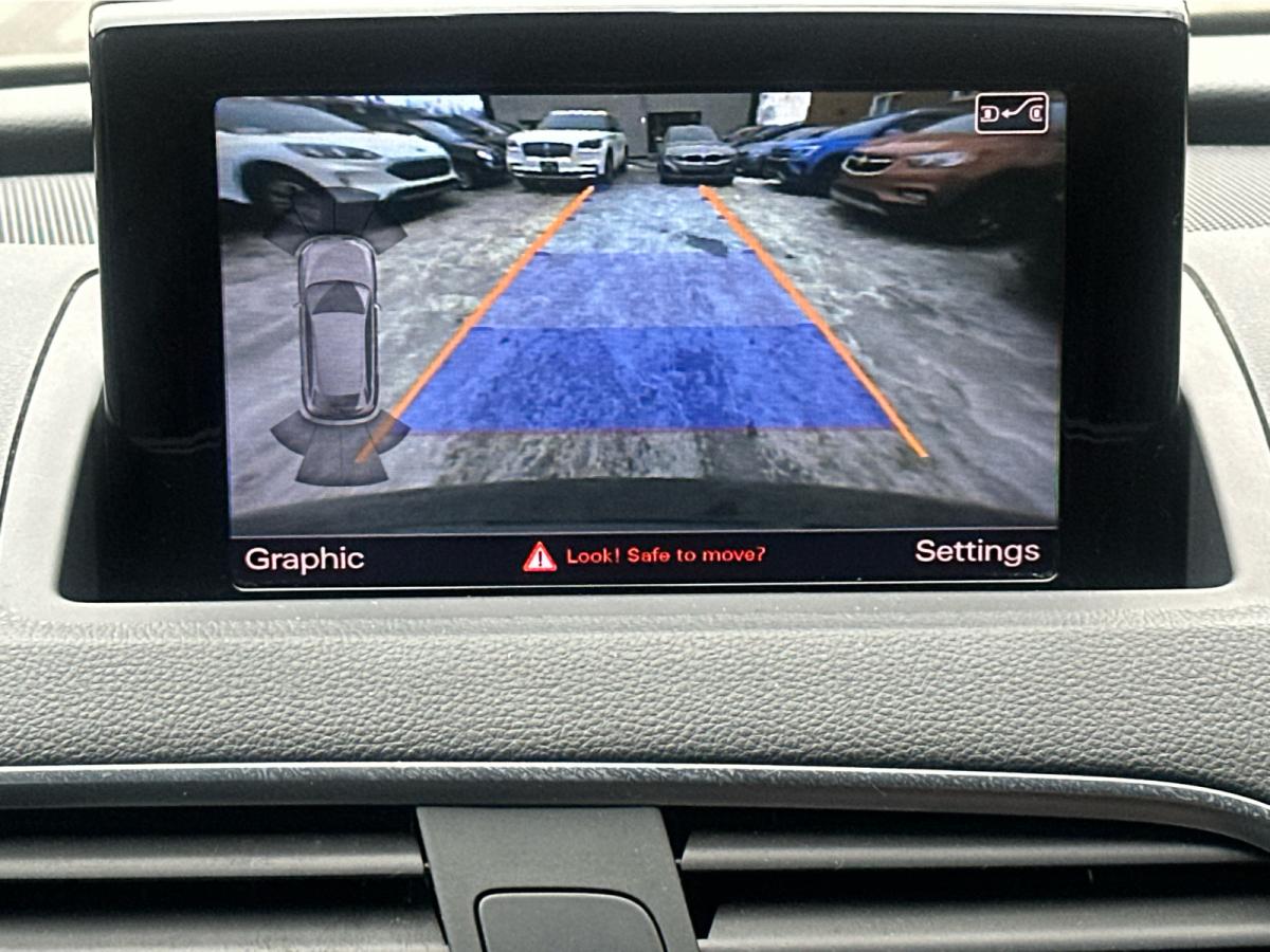 2018 Audi Q3 - Image 16