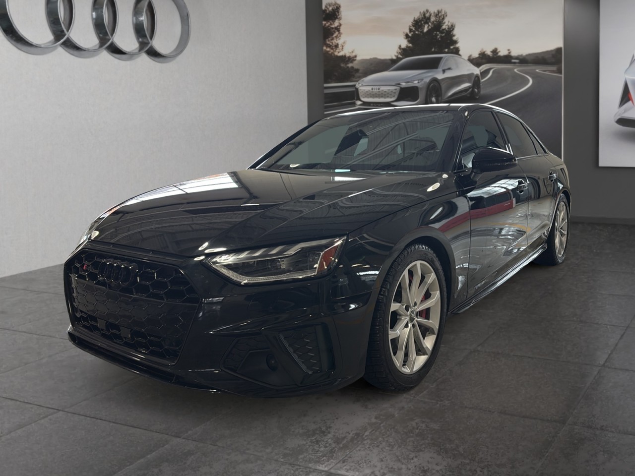 2023 Audi S4 - Image 3