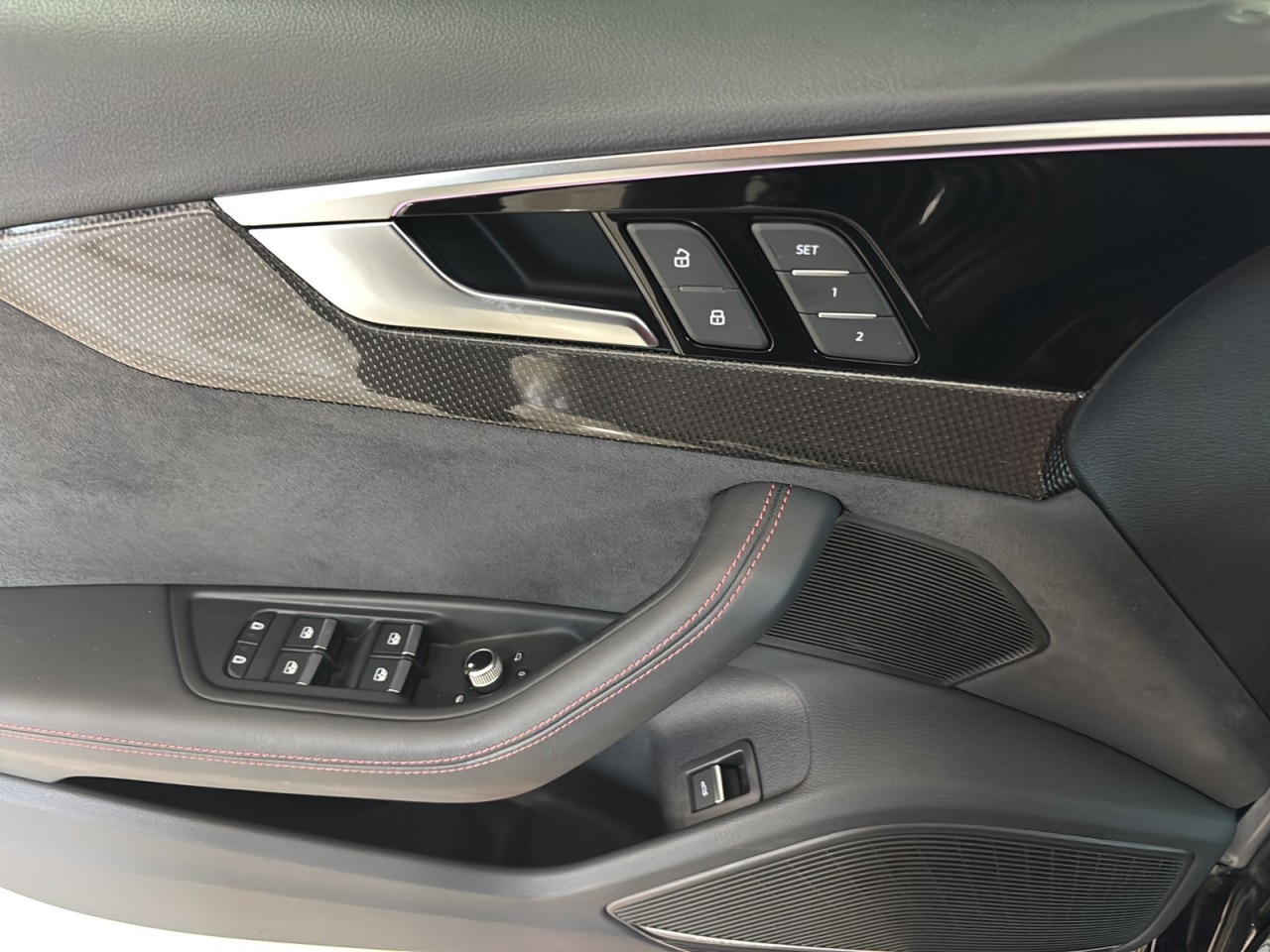 2023 Audi S4 - Image 10