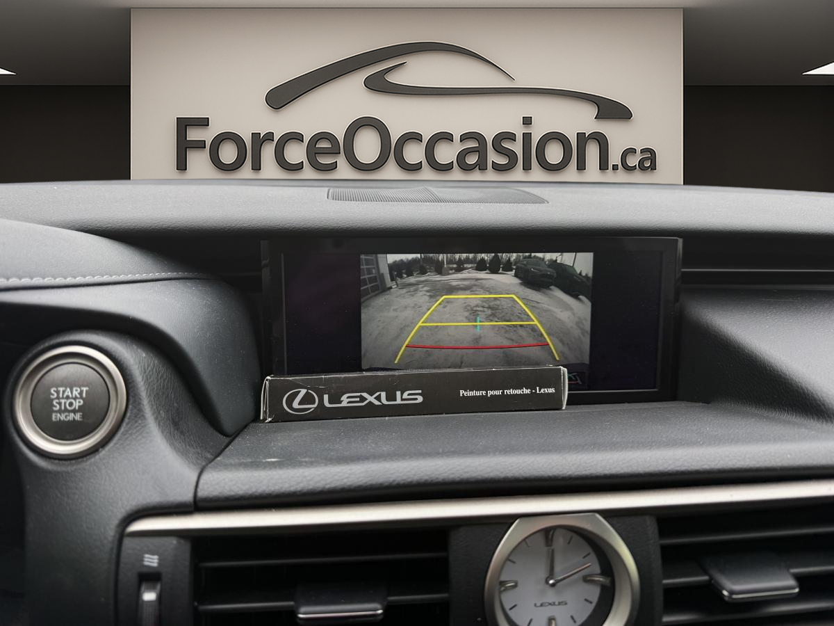 2018 Lexus RC 300 - Image 17