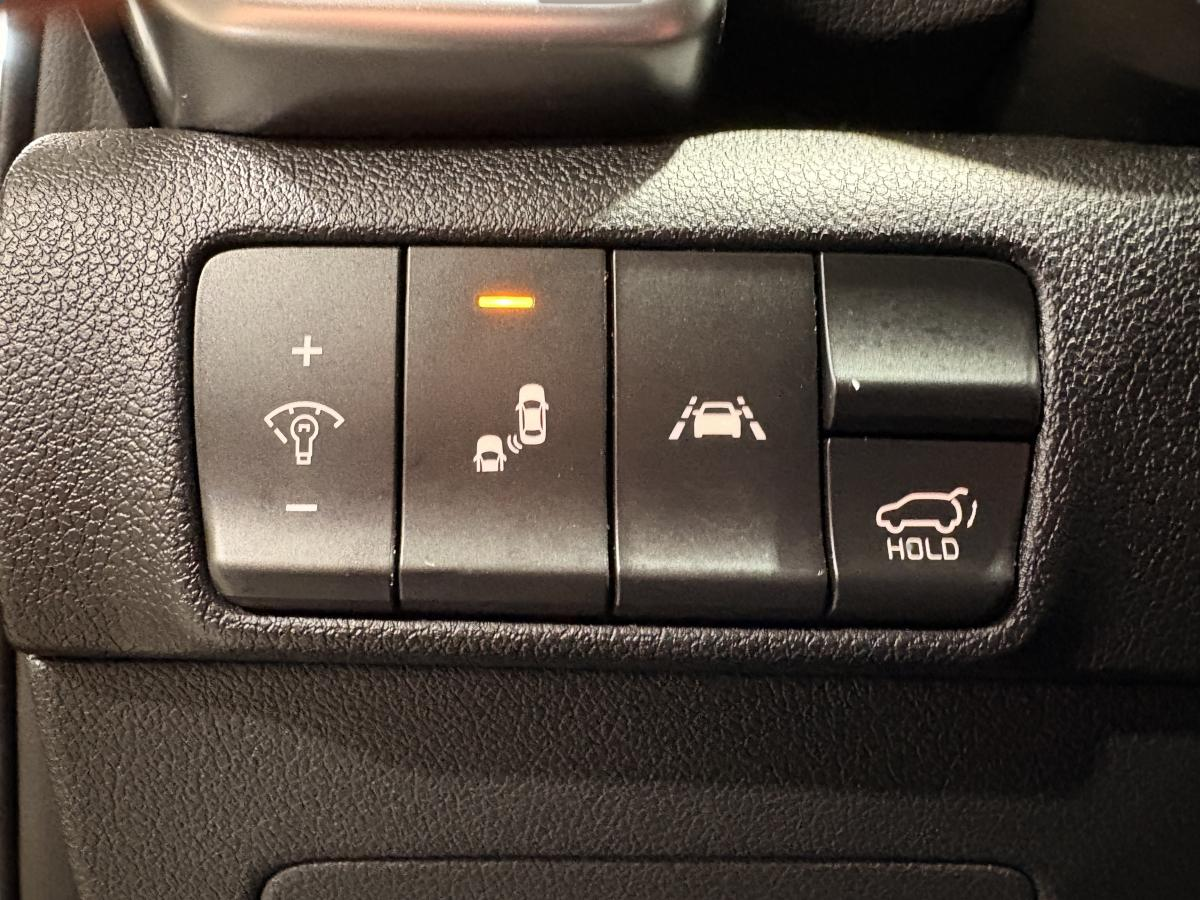 2020 Kia Sportage - Image 21