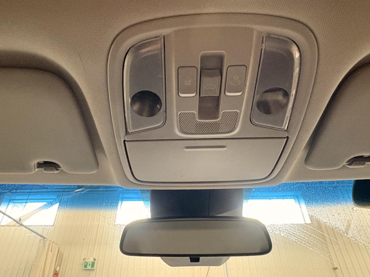 2020 Kia Sportage - Image 23