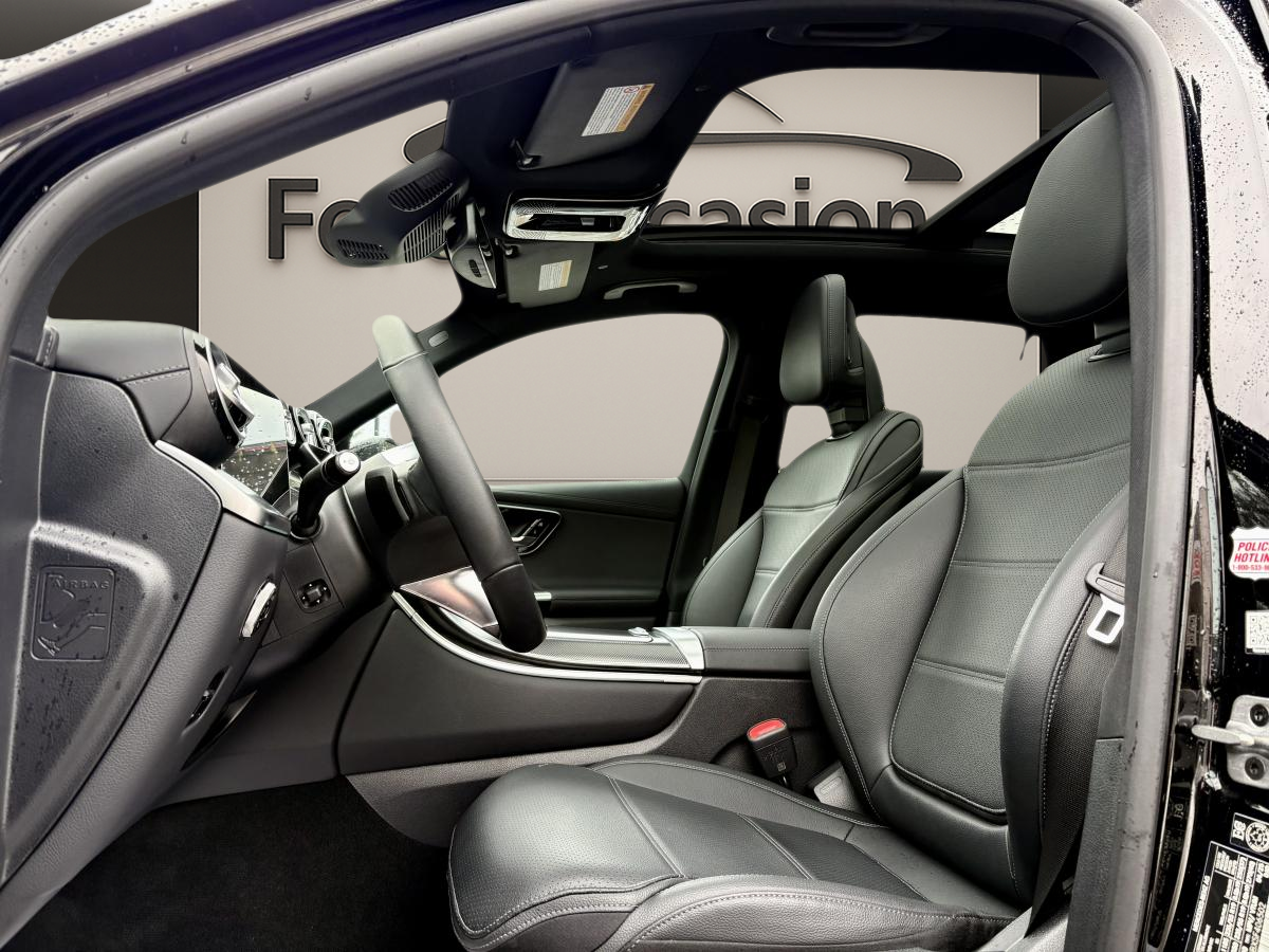 2025 Mercedes-Benz GLC 300 - Image 30