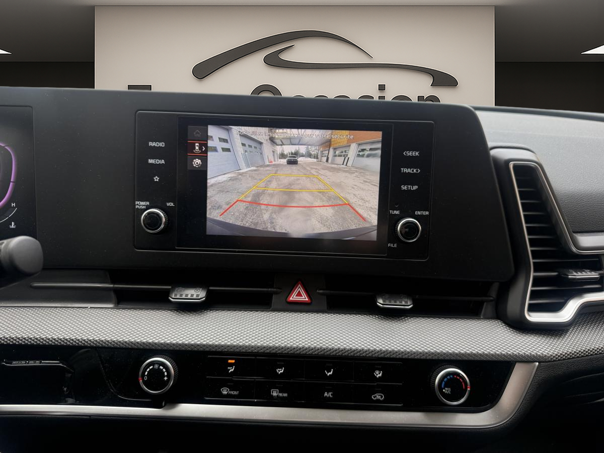 2024 Kia Sportage - Image 18