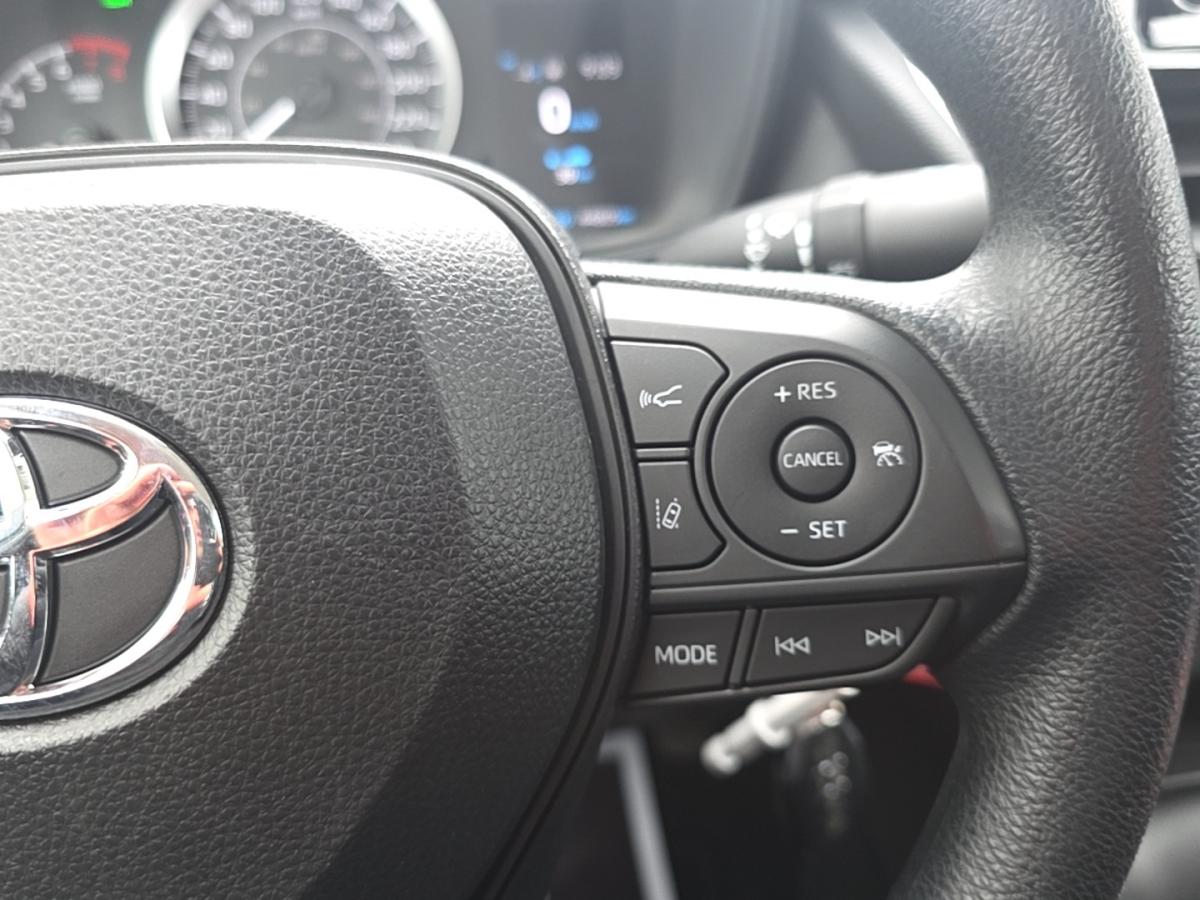 2020 Toyota Corolla - Image 16