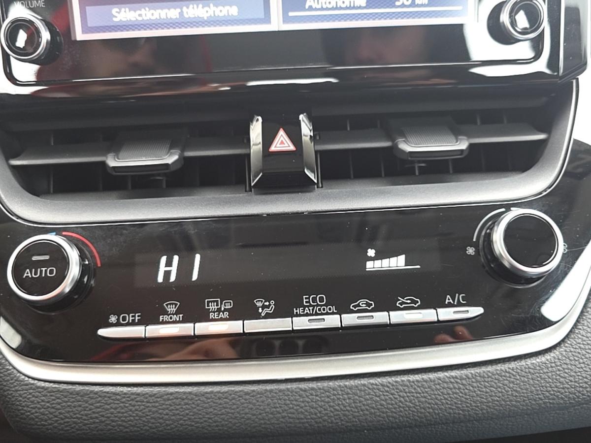 2020 Toyota Corolla - Image 19