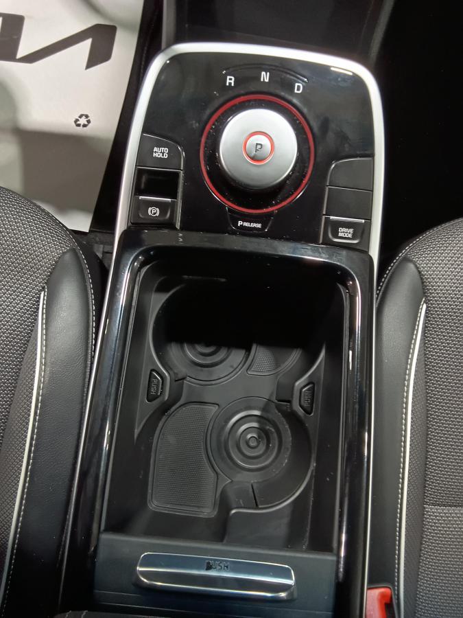 2019 Kia Niro - Image 29