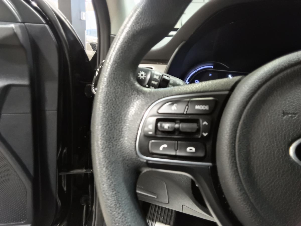 2019 Kia Niro - Image 30