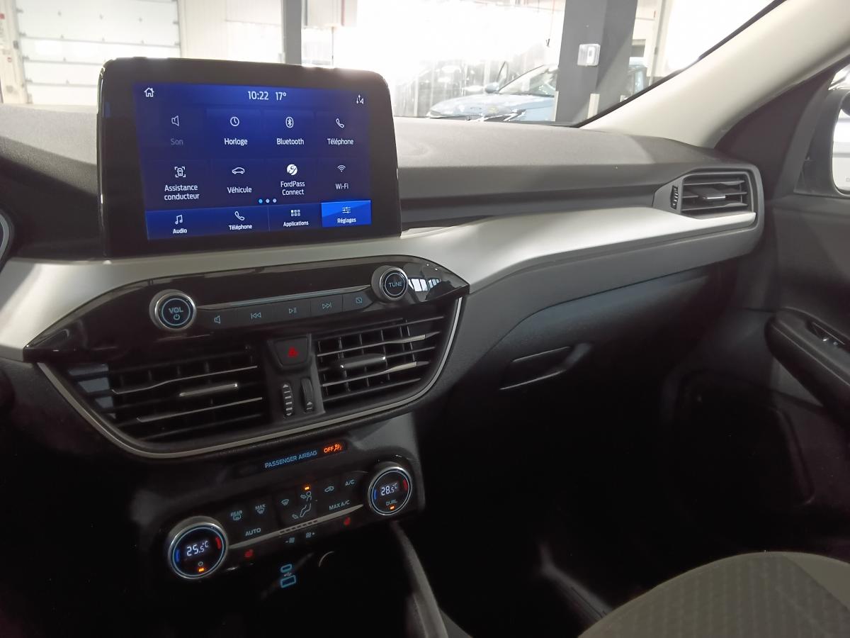 2021 Ford Escape - Image 18