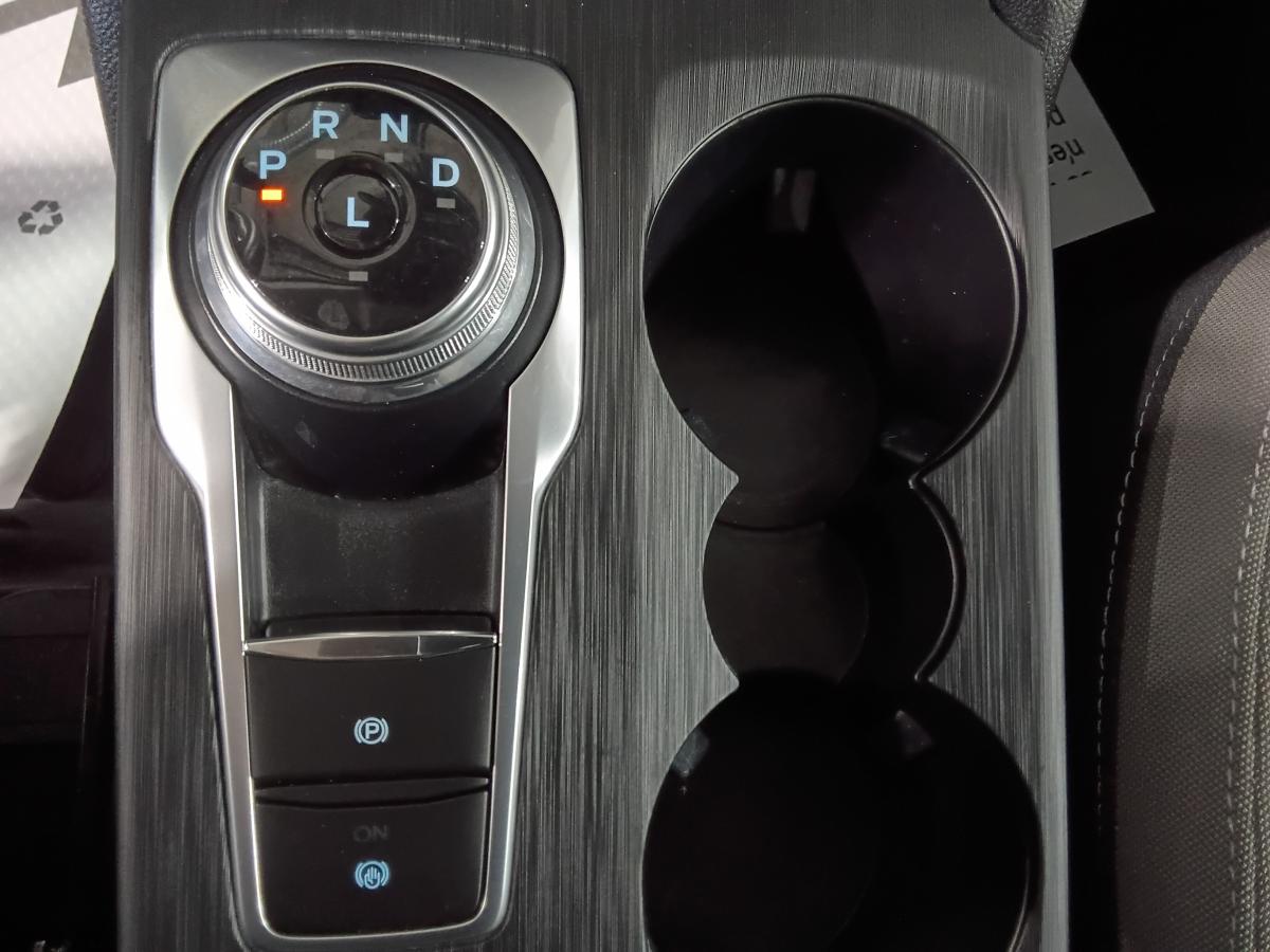 2021 Ford Escape - Image 20