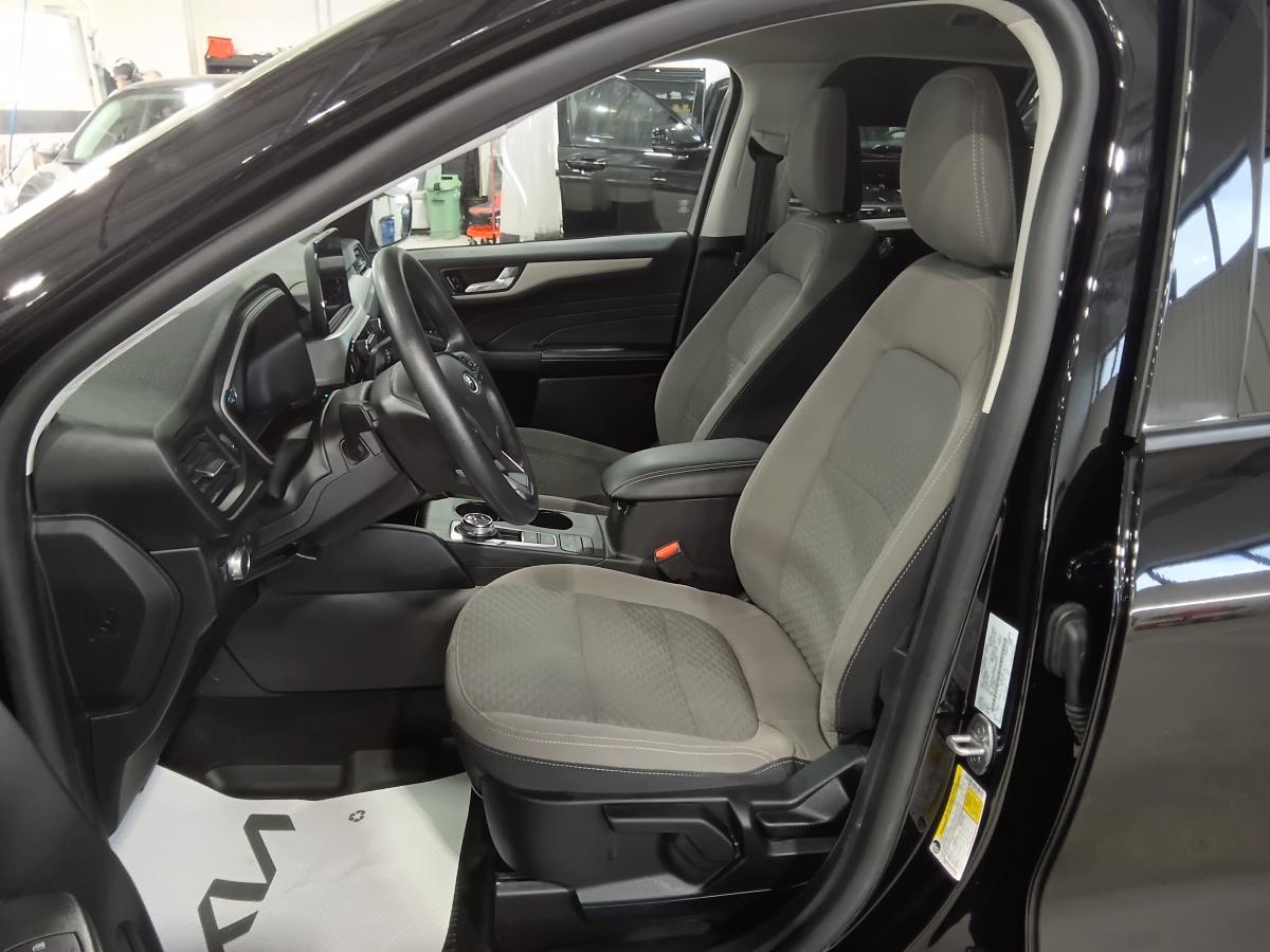 2021 Ford Escape - Image 23