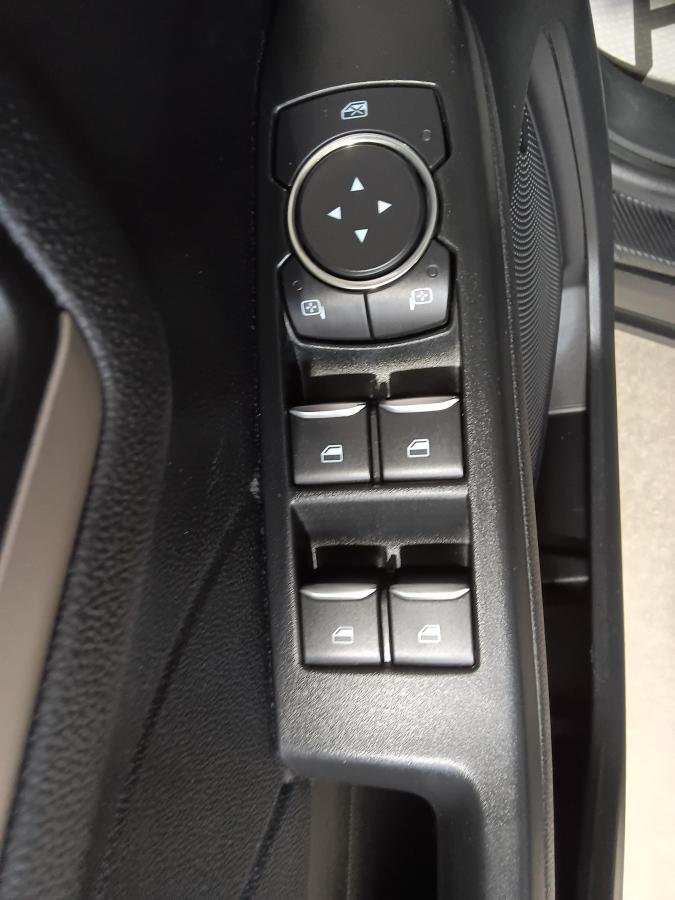 2021 Ford Escape - Image 26