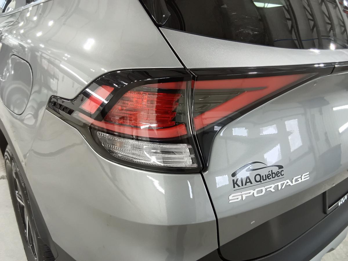 2023 Kia Sportage - Image 13