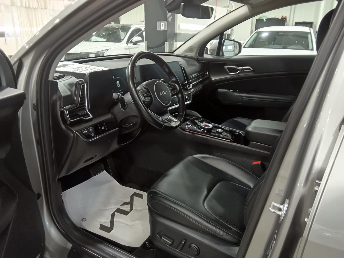 2023 Kia Sportage - Image 14