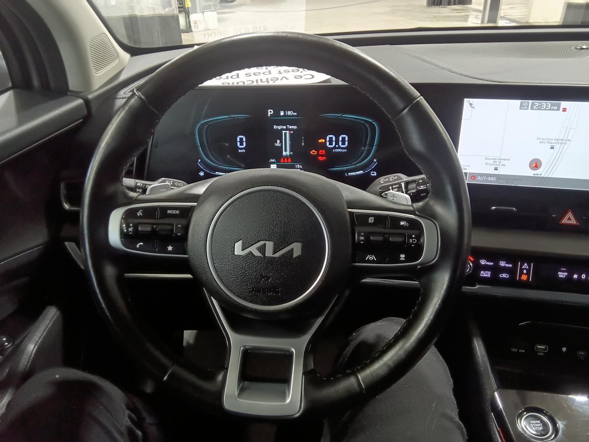 2023 Kia Sportage - Image 16