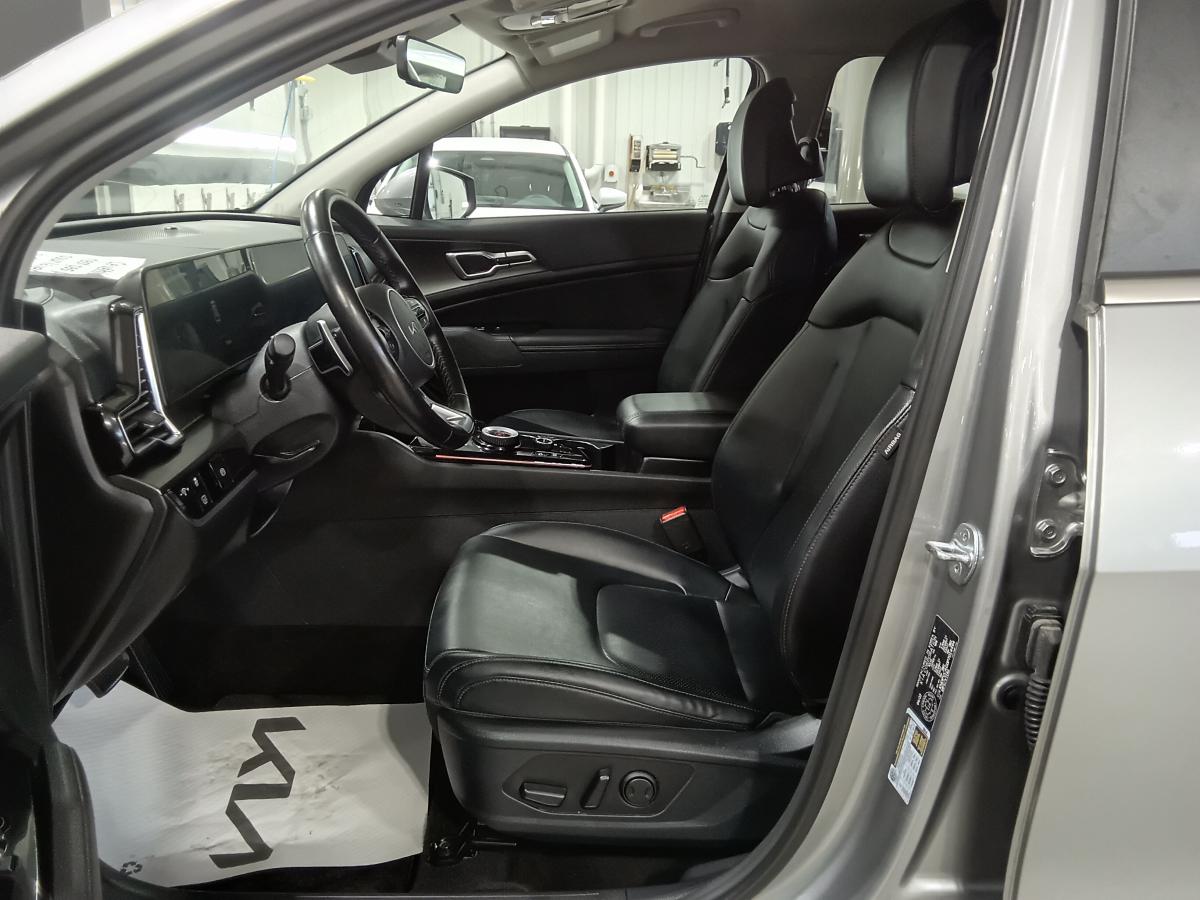 2023 Kia Sportage - Image 22