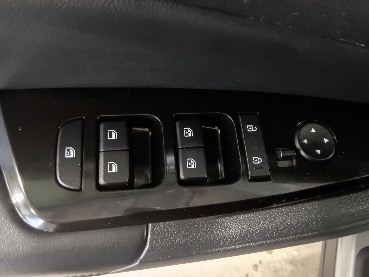 2023 Kia Sportage - Image 26