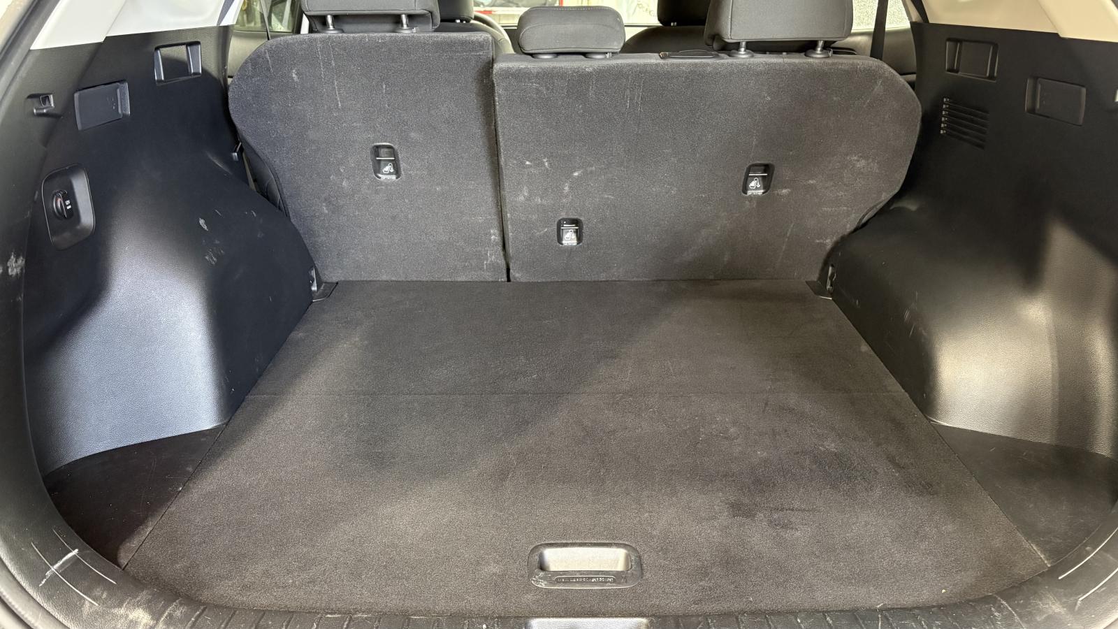 2024 Kia Sportage - Image 9