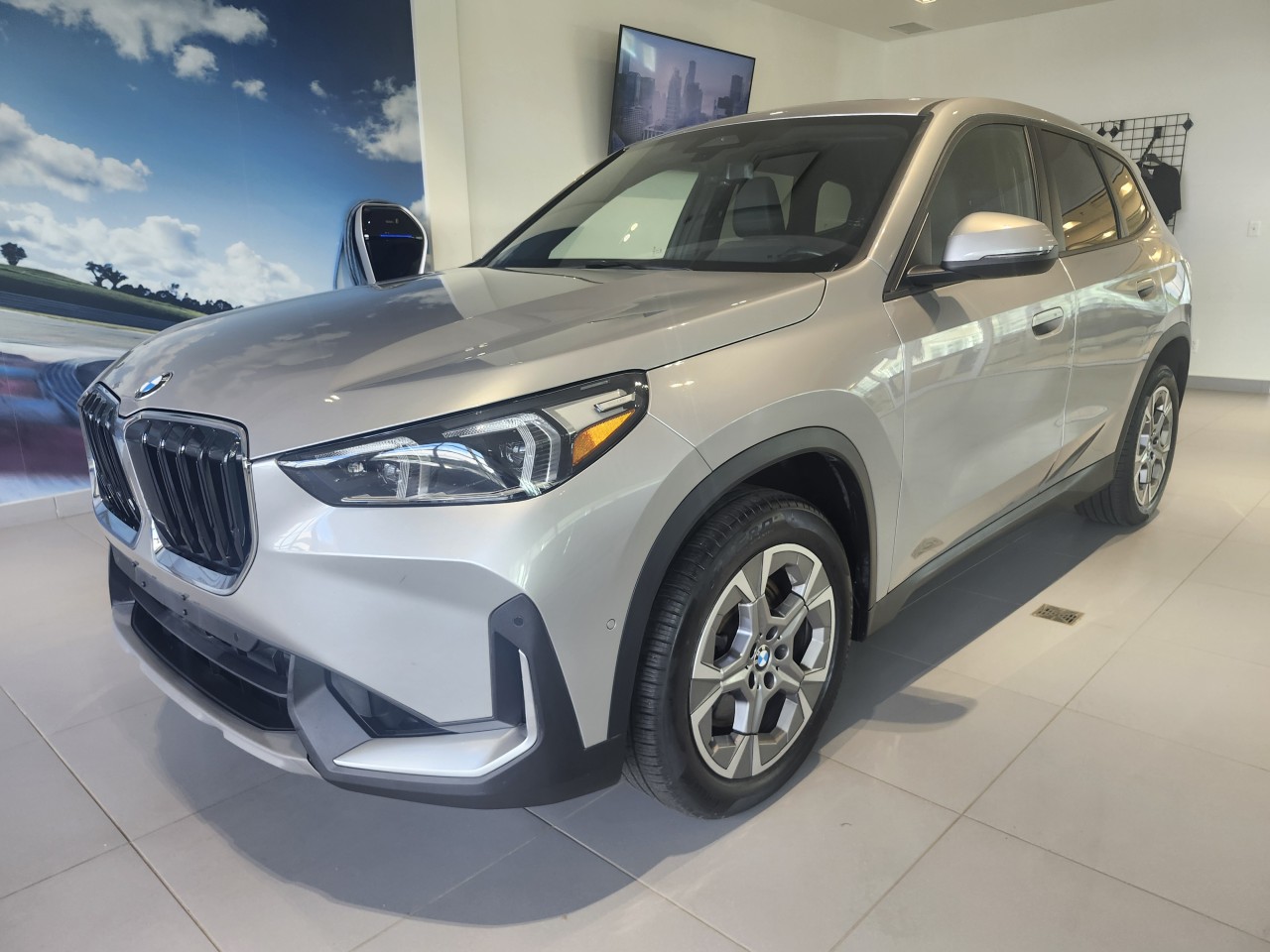 2024 BMW X1