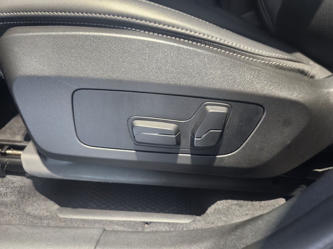 2024 BMW X1 - Image 13