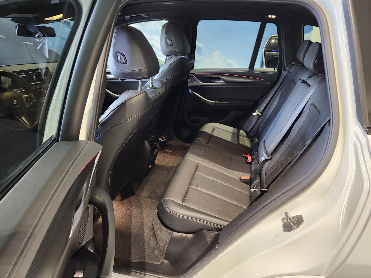2023 BMW X3 - Image 14