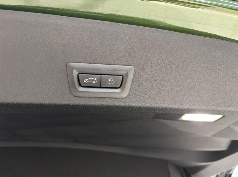 2026 BMW XM - Image 17