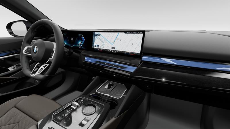 2026 BMW 550e - Image 11