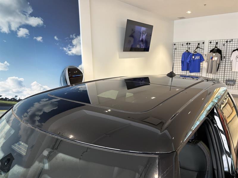 2026 MINI 5 Door - Image 16