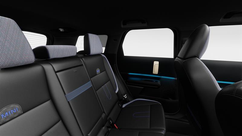 2026 MINI Countryman - Image 14