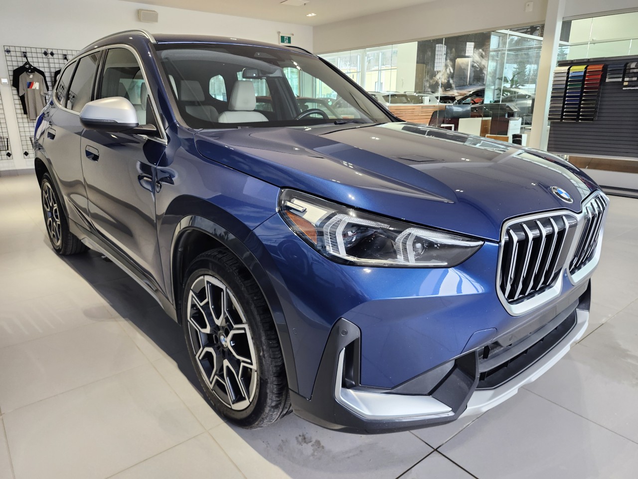 2023 BMW X1 - Image 8