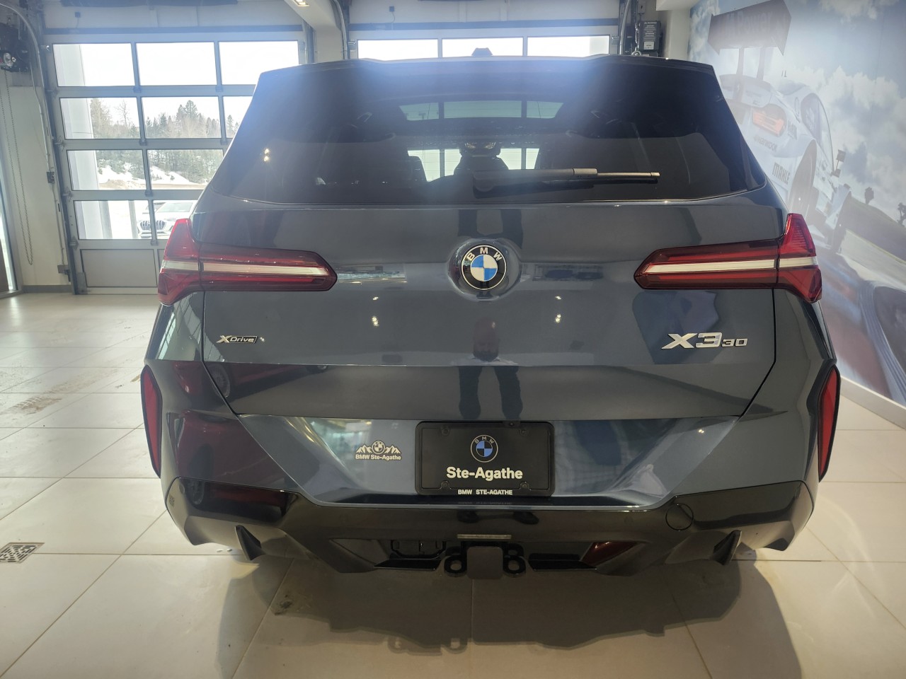 2025 BMW X3 - Image 4