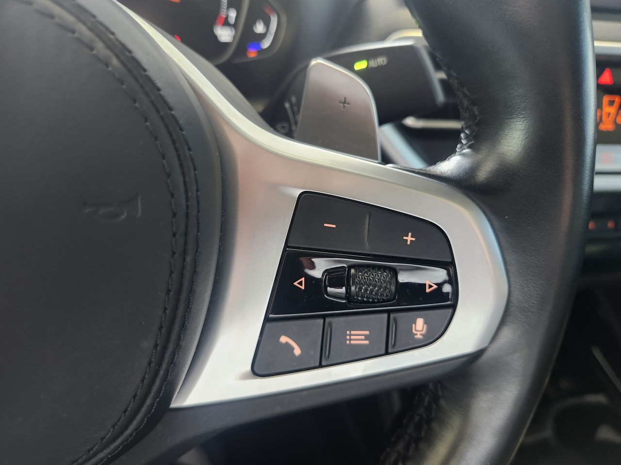 2022 BMW X4 - Image 17