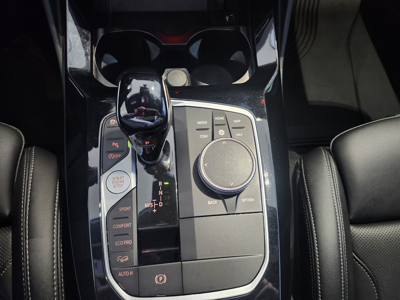 2022 BMW X4 - Image 21